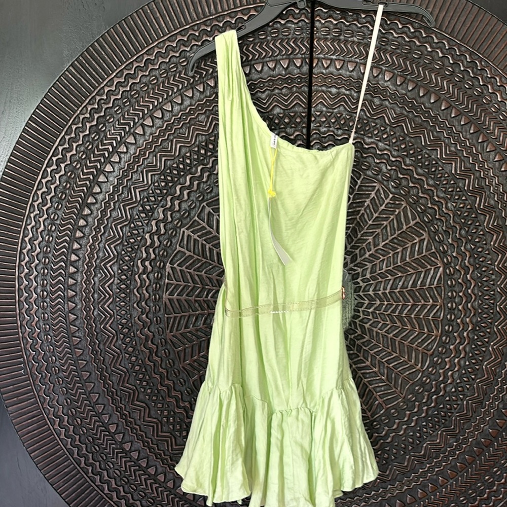 NEW BCBG generation one shoulder belted mini dress green 2